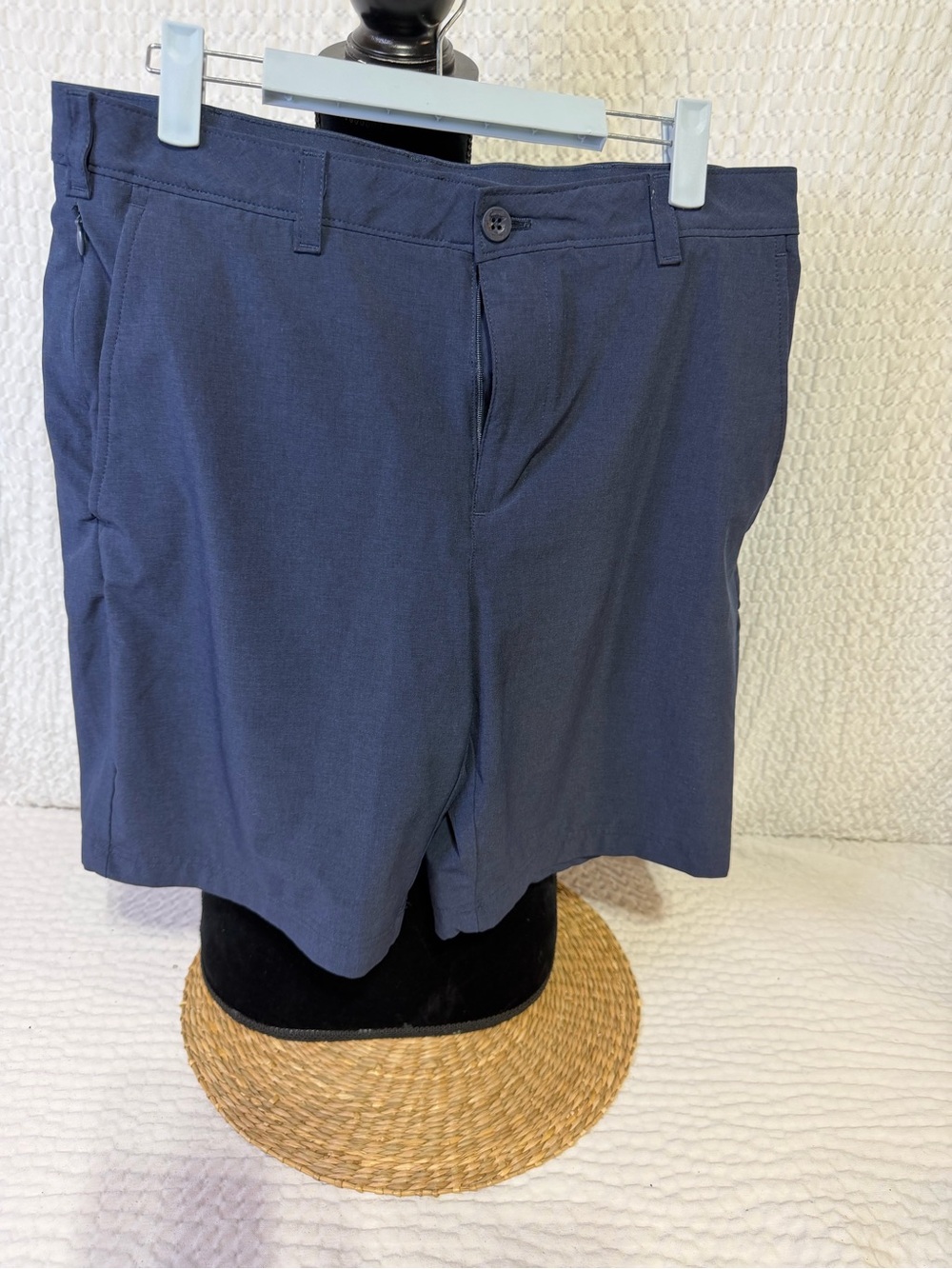 Izod Men's Flat Front Navy Performance Shorts